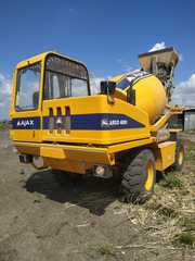 ARGO 4000 CONCRETE MIXER ON RENT