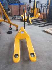 MATERIAL HANDLING EQUIPEMENTS